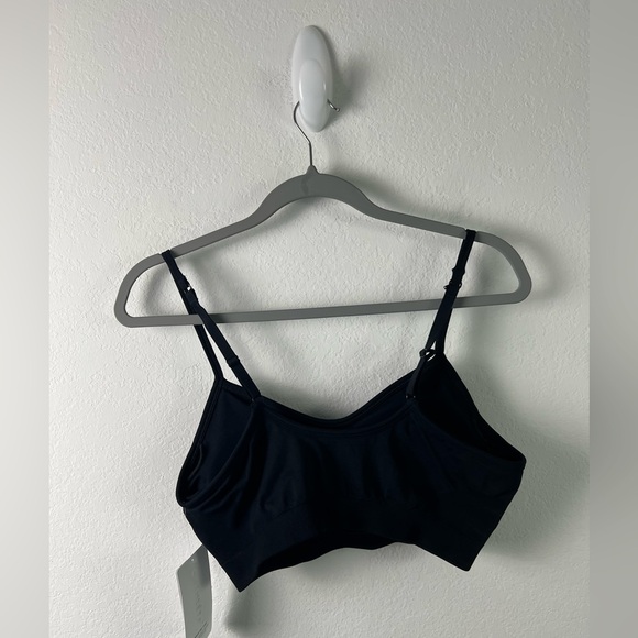 Athleta Renew Bra - Picture 2 of 13
